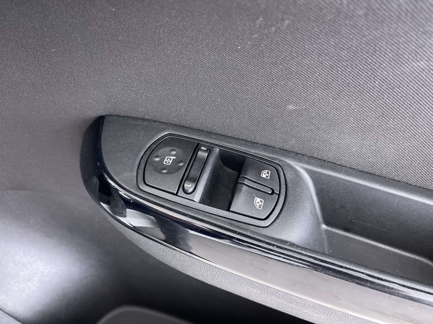 Used Vauxhall Corsa 2017 for sale - 76509336: Photo 47