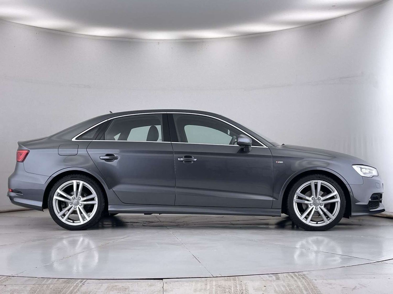 Used Audi A3 2014 for sale - 76056636: Photo 15