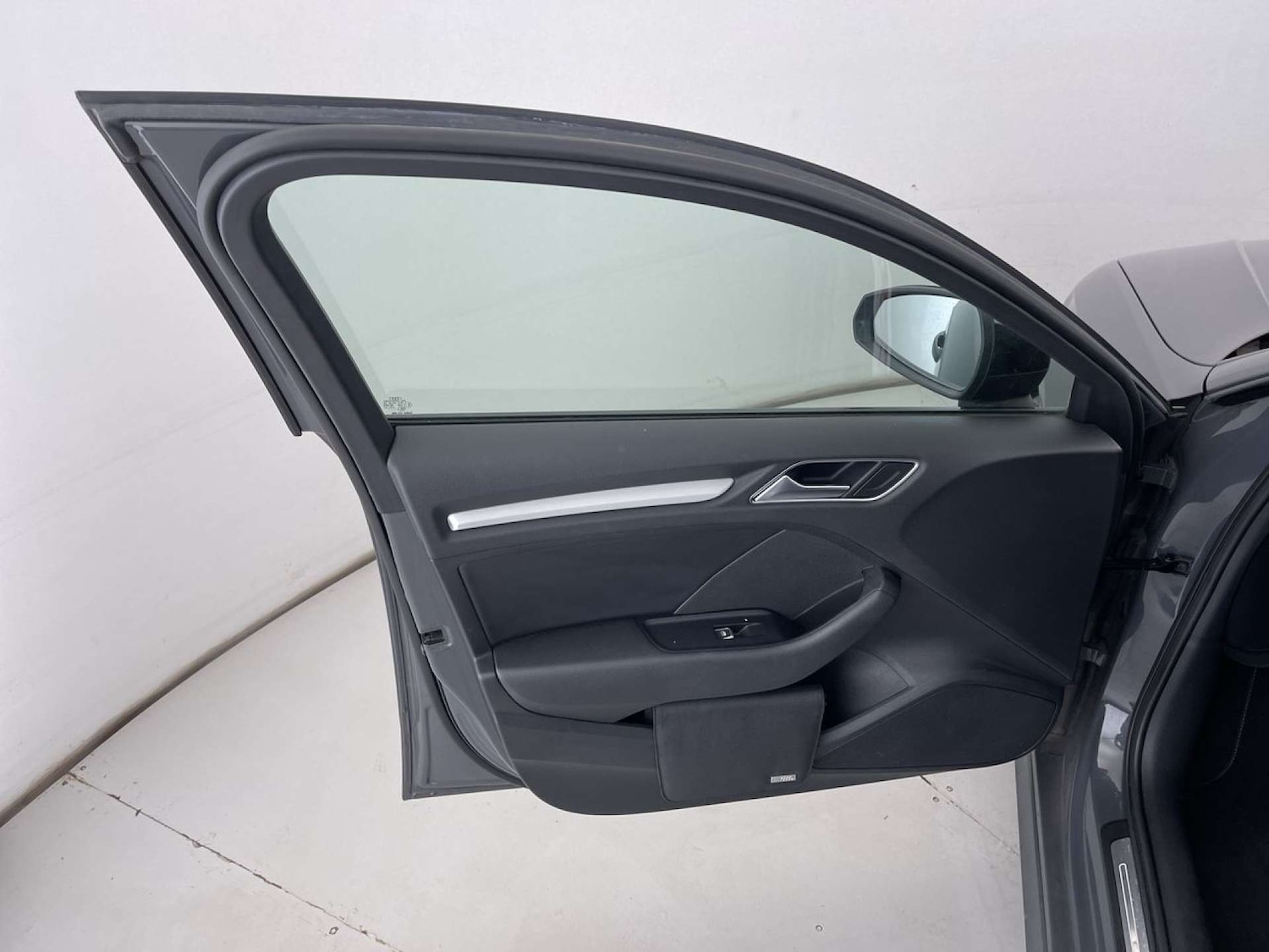 Used Audi A3 2017 for sale - 76127568: Photo 27