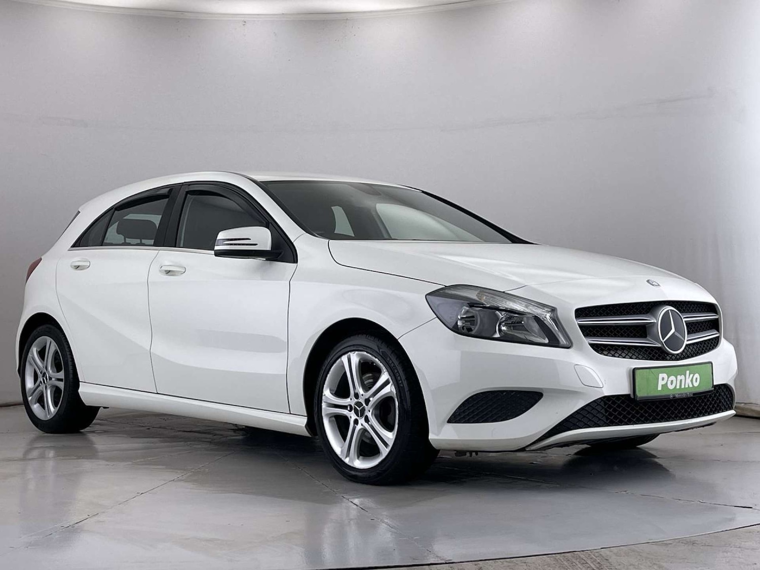 Used Mercedes-Benz A-Class 2015 for sale - 76407033: Photo 1