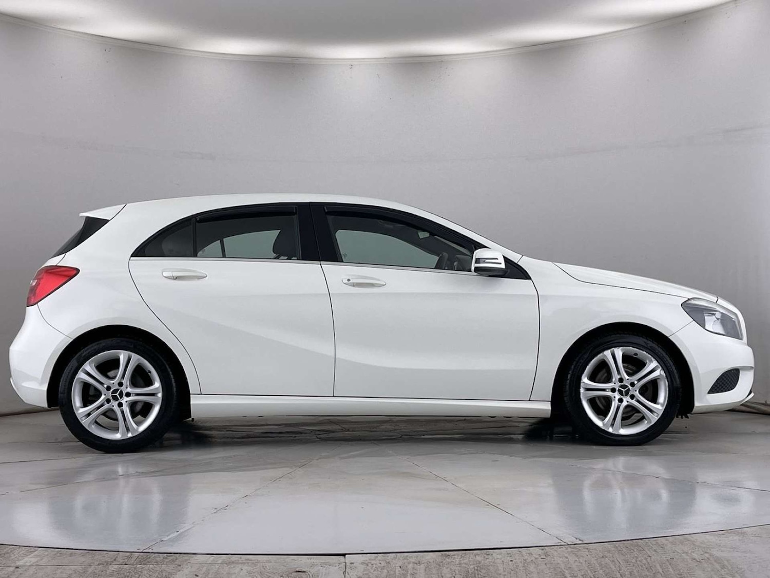 Used Mercedes-Benz A-Class 2015 for sale - 76407033: Photo 15