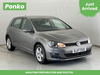 Used Volkswagen Golf 2017 for sale - 75602454: Photo