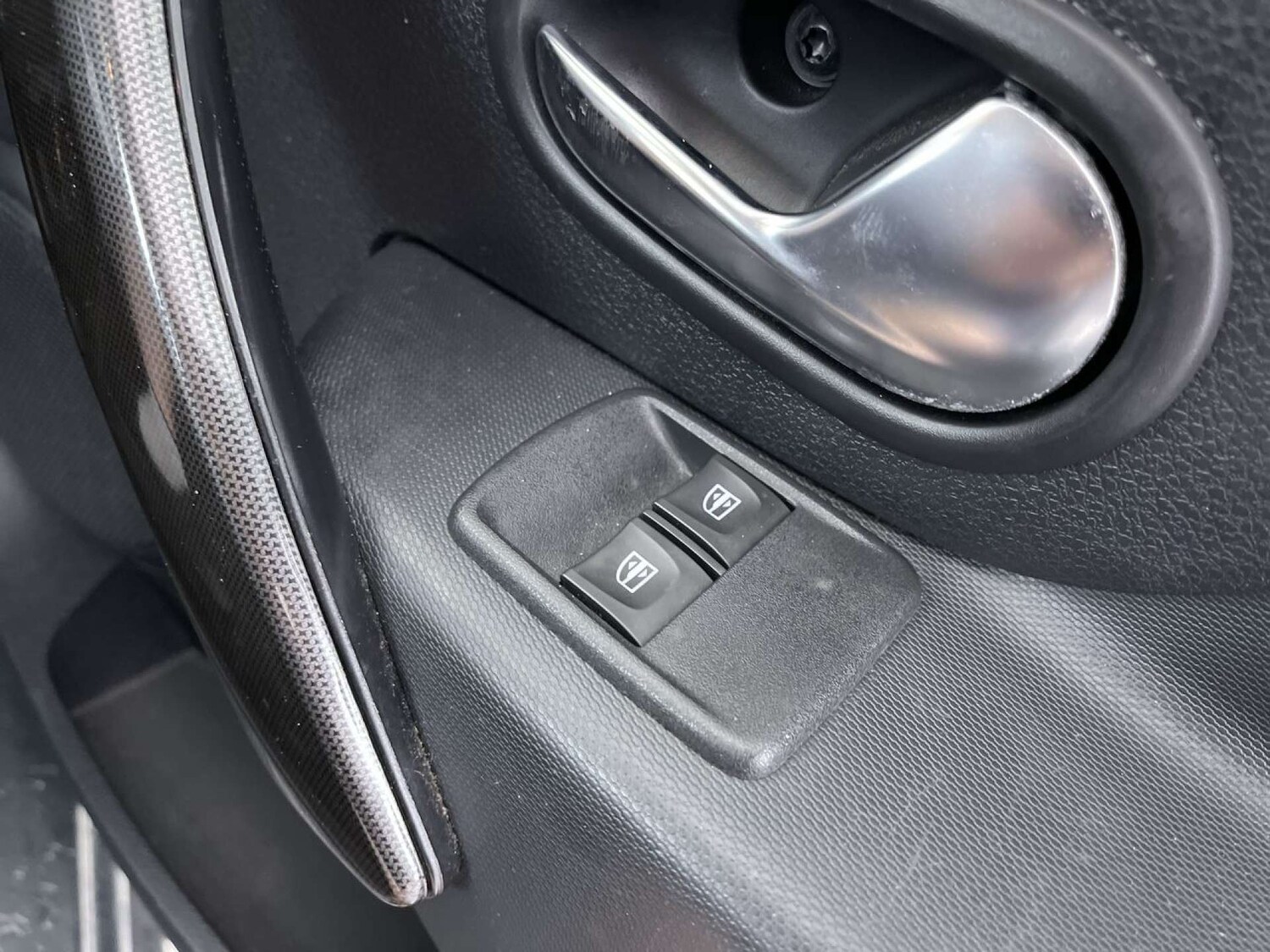 Used Dacia Sandero 2017 for sale - 76509346: Photo 51