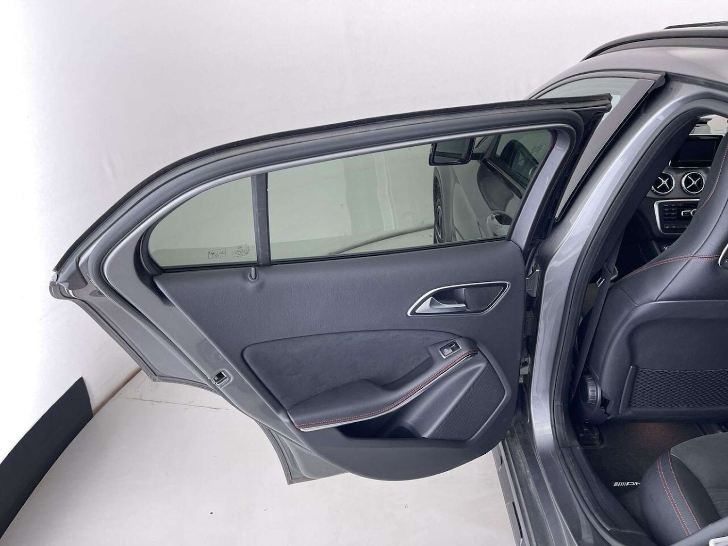 Used Mercedes-Benz GLA 2015 for sale - 76959809: Photo 28