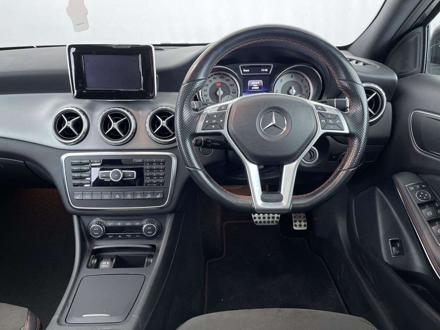 Used Mercedes-Benz GLA 2015 for sale - 76959809: Photo 35