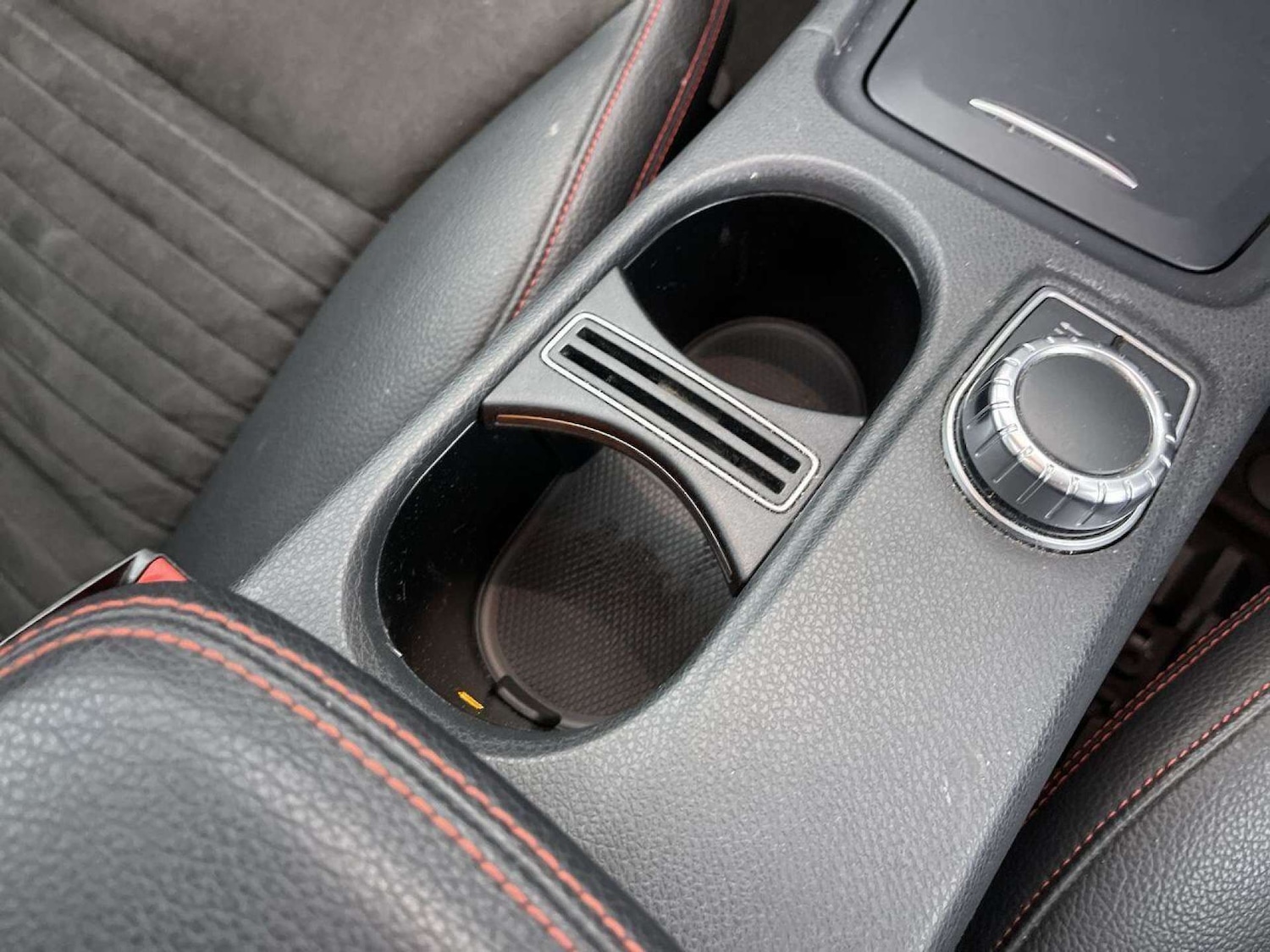 Used Mercedes-Benz GLA 2015 for sale - 76959809: Photo 46