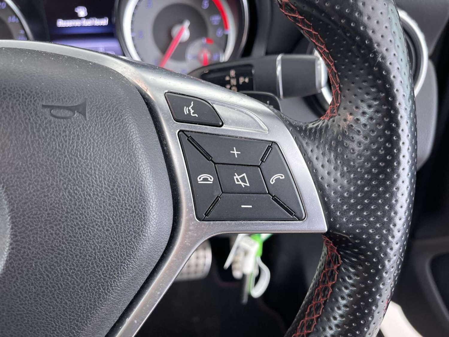 Used Mercedes-Benz GLA 2015 for sale - 76959809: Photo 51