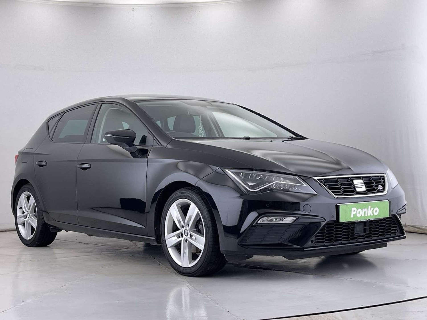 Used SEAT Leon 2018 for sale - 76182689: Photo 1