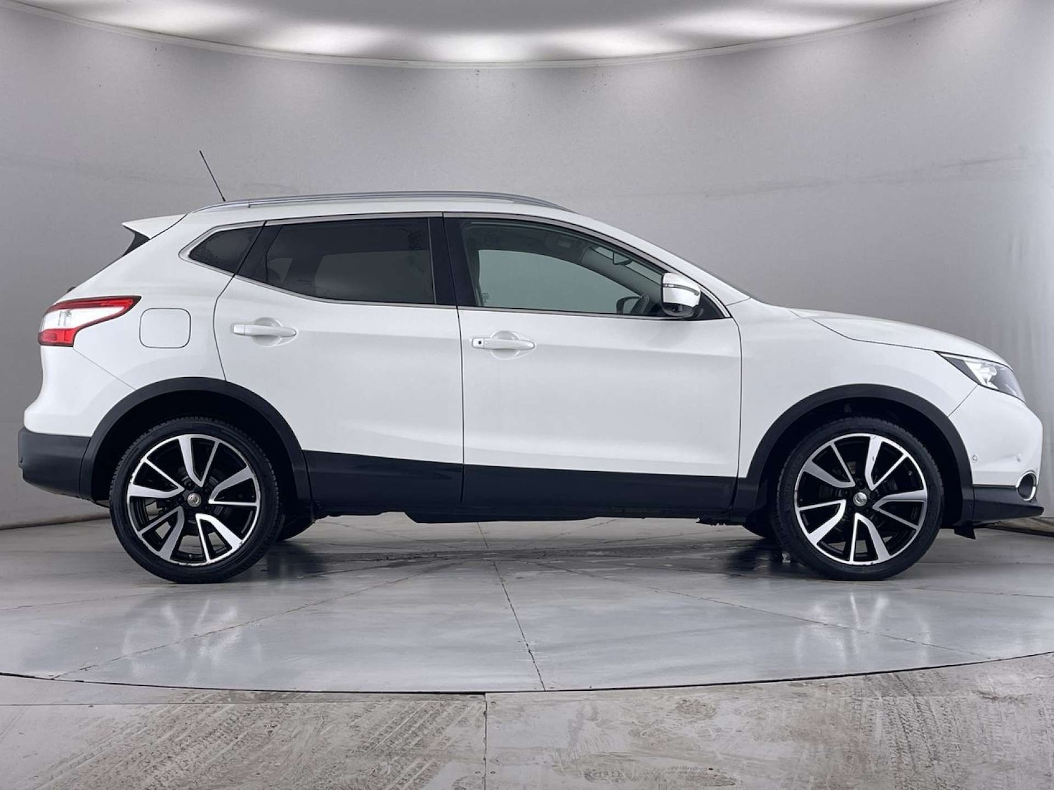 Used Nissan Qashqai 2016 for sale - 76547241: Photo 15