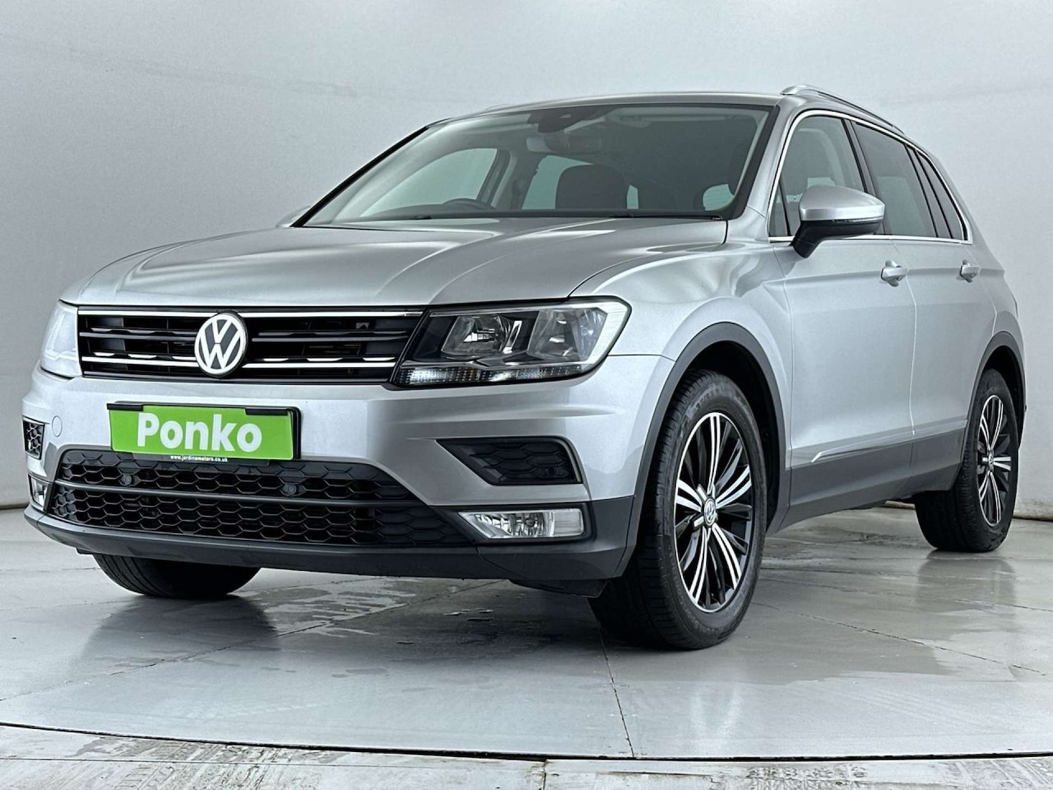 Used Volkswagen Tiguan 2016 for sale - 77452522: Photo 4