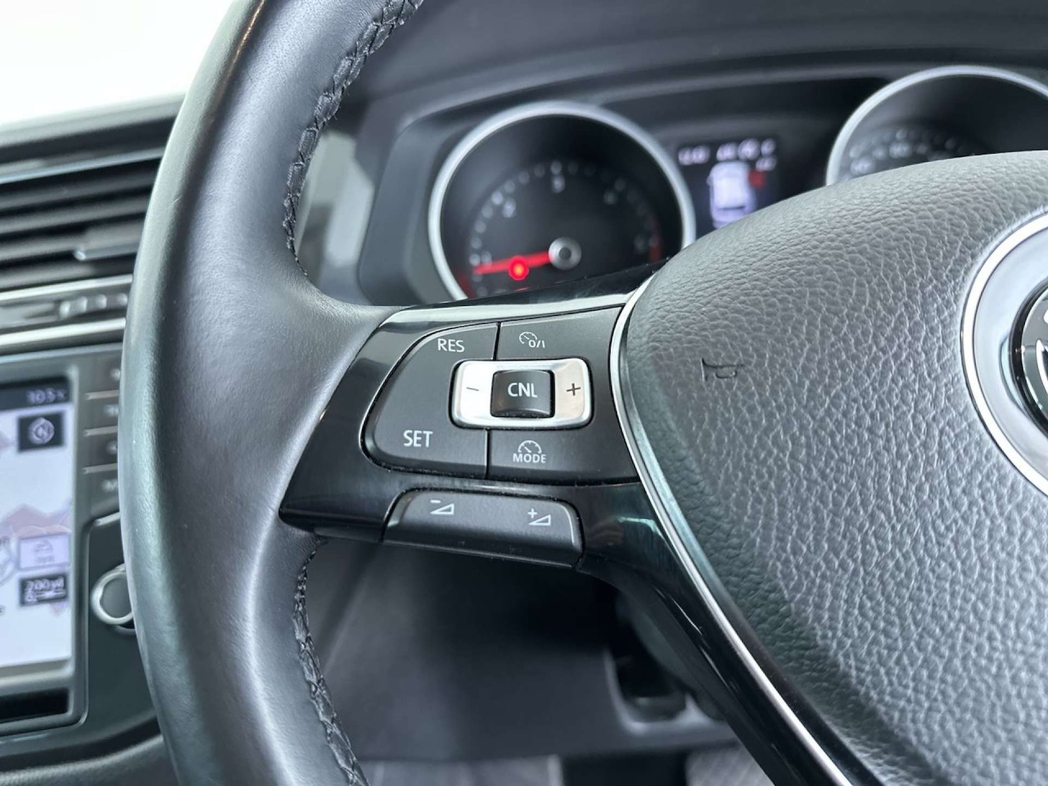 Used Volkswagen Tiguan 2016 for sale - 77452522: Photo 52