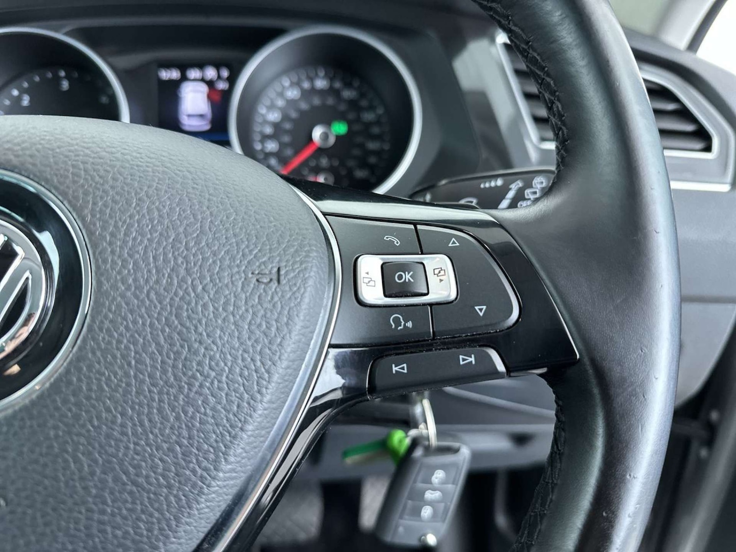 Used Volkswagen Tiguan 2016 for sale - 77452522: Photo 53