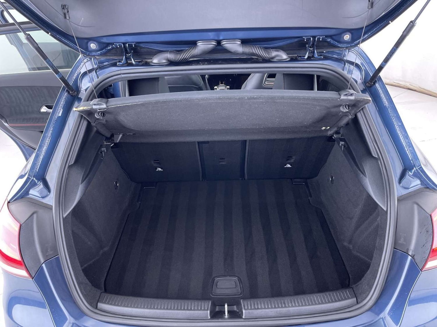 Used Mercedes-Benz A-Class 2019 for sale - 77339190: Photo 10