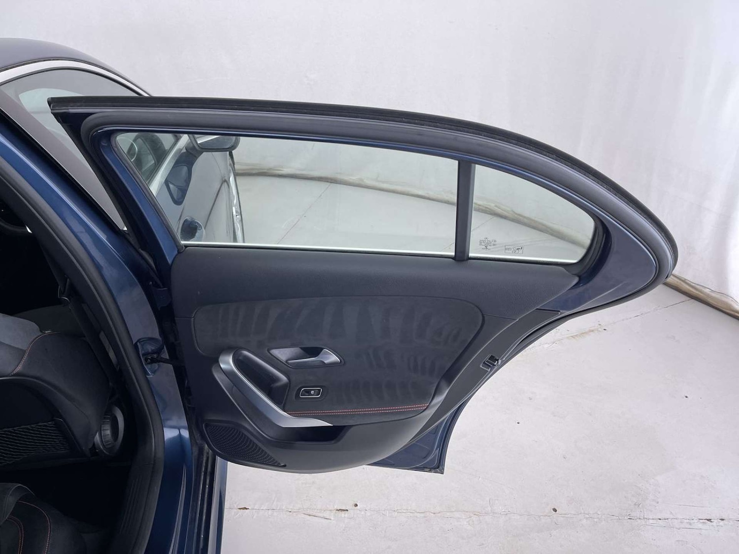 Used Mercedes-Benz A-Class 2019 for sale - 77339190: Photo 30