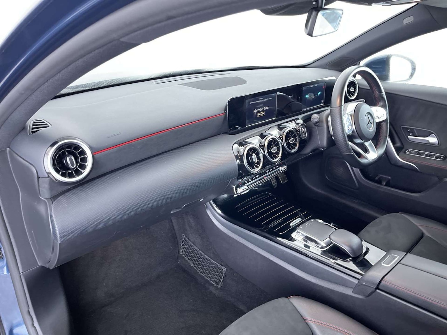 Used Mercedes-Benz A-Class 2019 for sale - 77339190: Photo 32