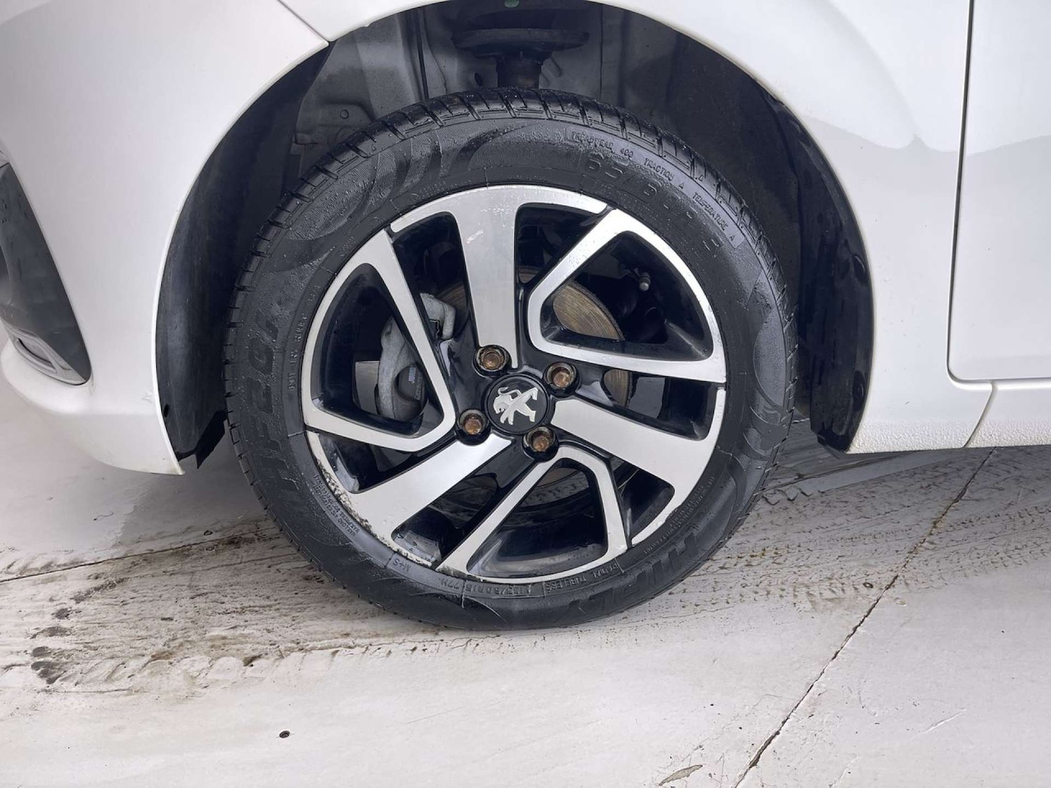 Used Peugeot 108 2018 for sale - 76884368: Photo 11