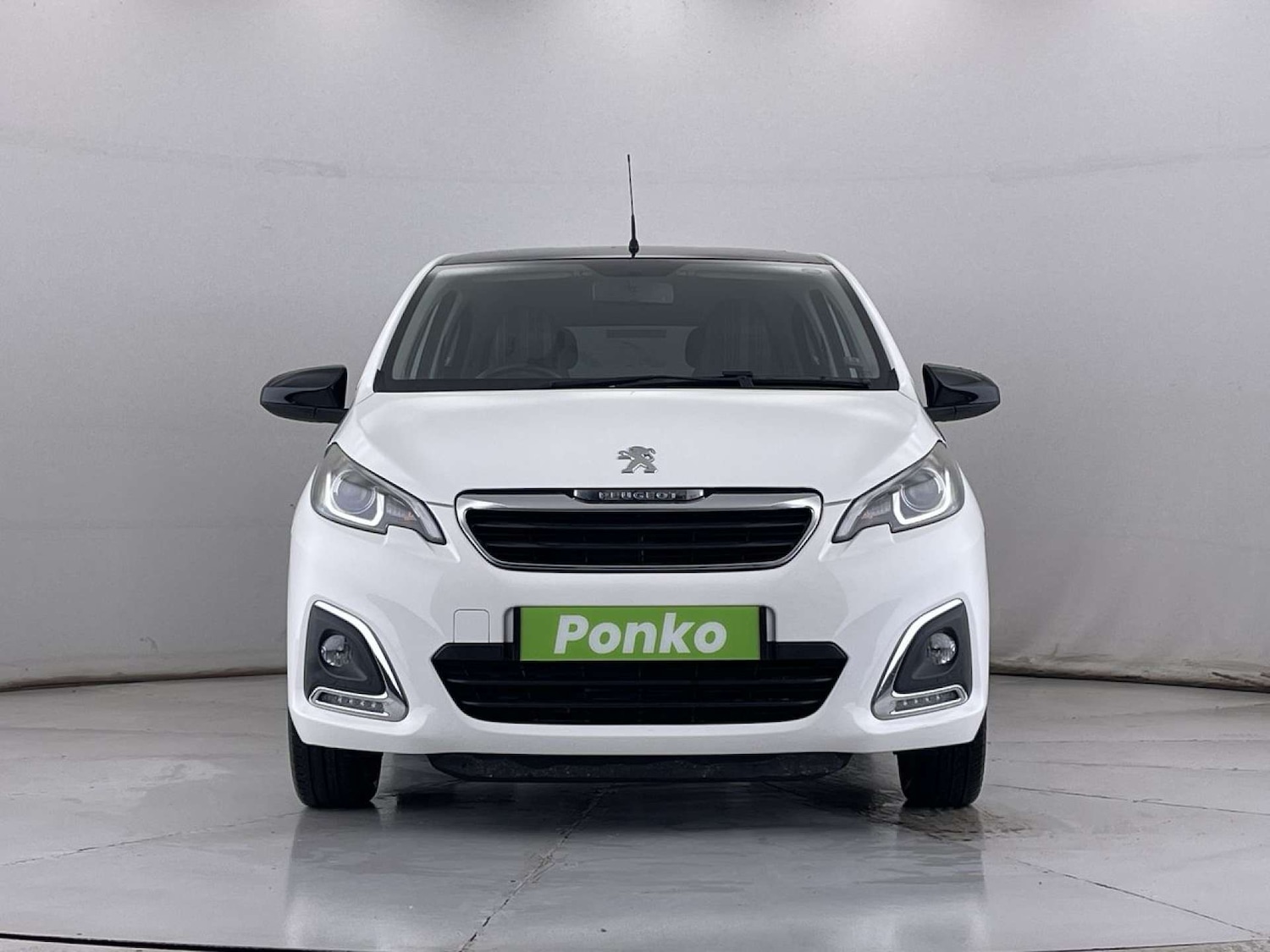 Used Peugeot 108 2018 for sale - 76884368: Photo 14