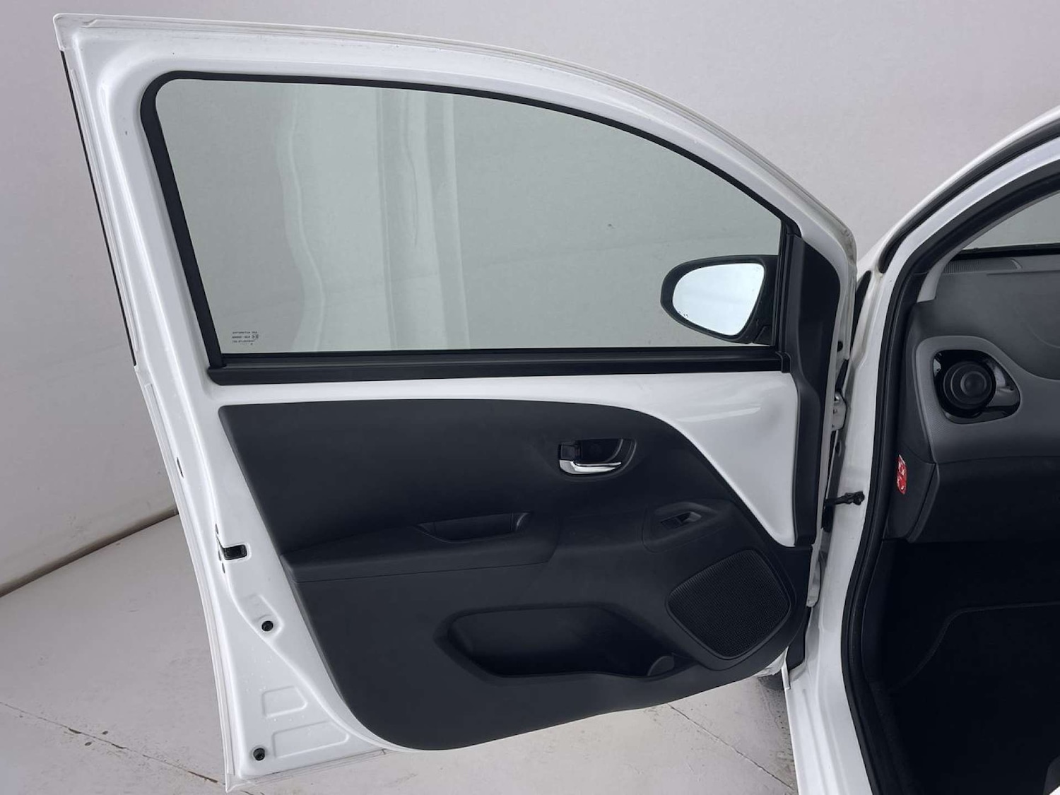 Used Peugeot 108 2018 for sale - 76884368: Photo 27