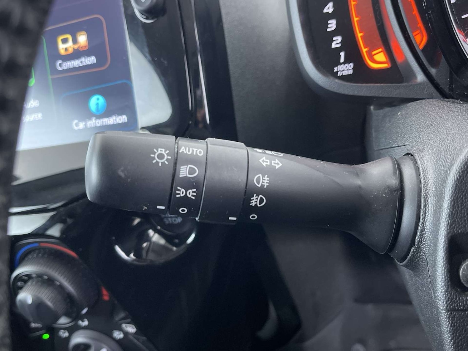 Used Peugeot 108 2018 for sale - 76884368: Photo 52