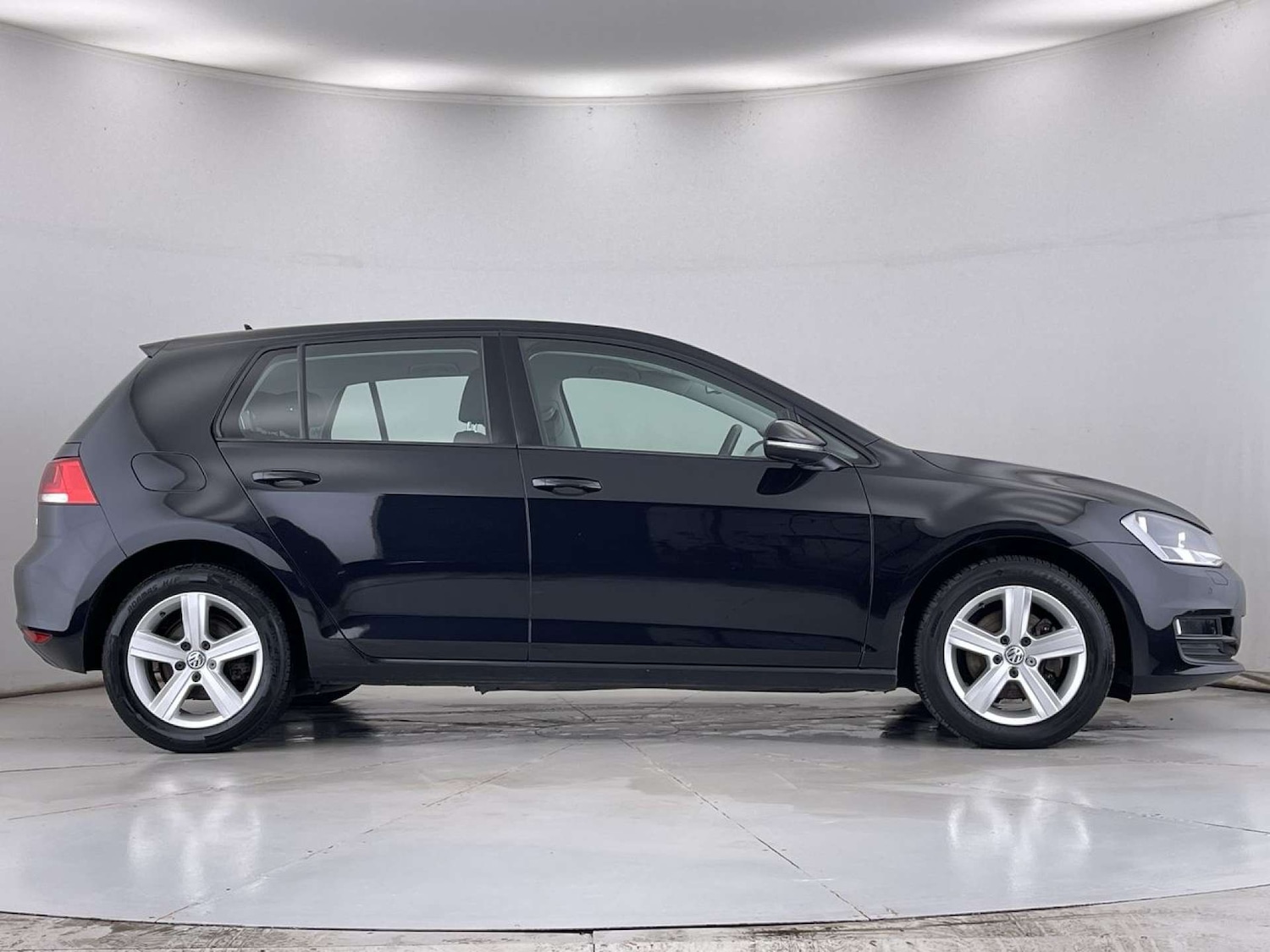 Used Volkswagen Golf 2016 for sale - 76402710: Photo 15