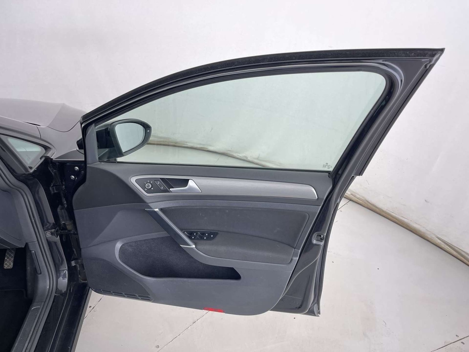 Used Volkswagen Golf 2016 for sale - 76402710: Photo 29