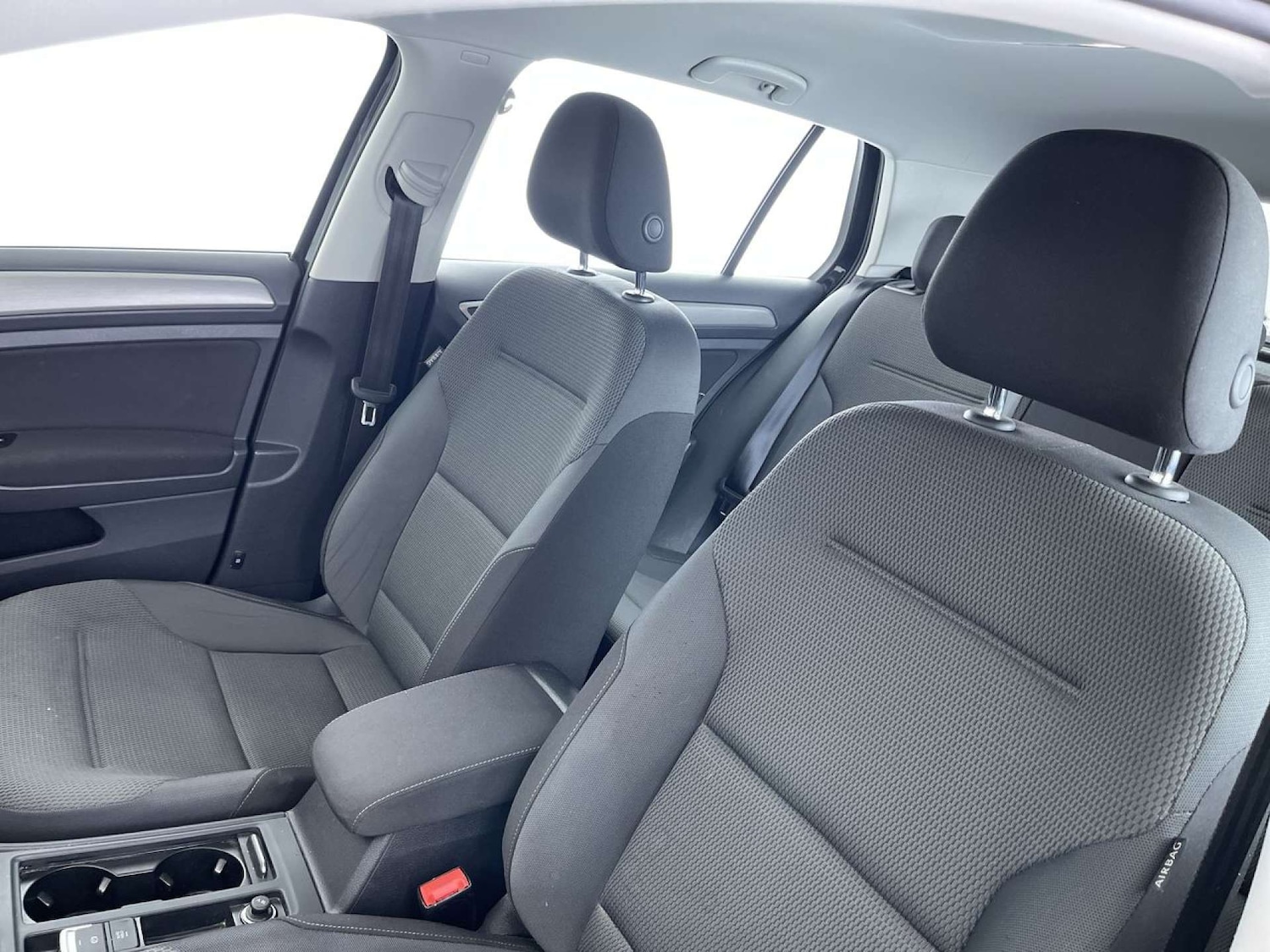 Used Volkswagen Golf 2016 for sale - 76402710: Photo 31