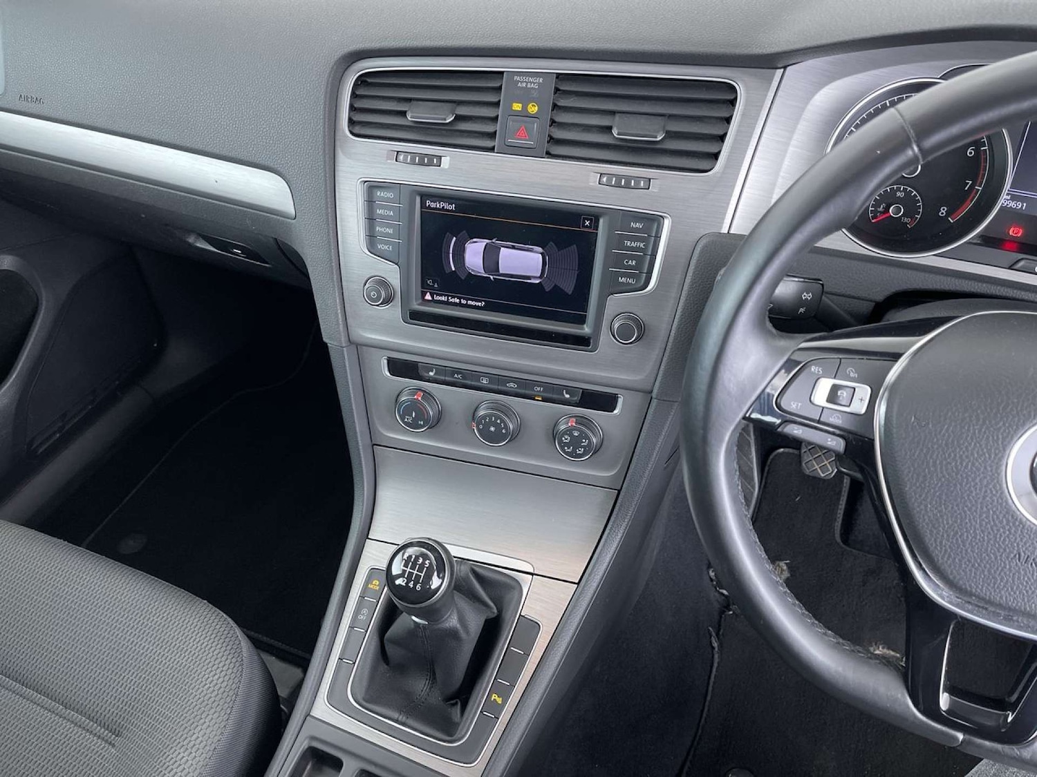 Used Volkswagen Golf 2016 for sale - 76402710: Photo 46