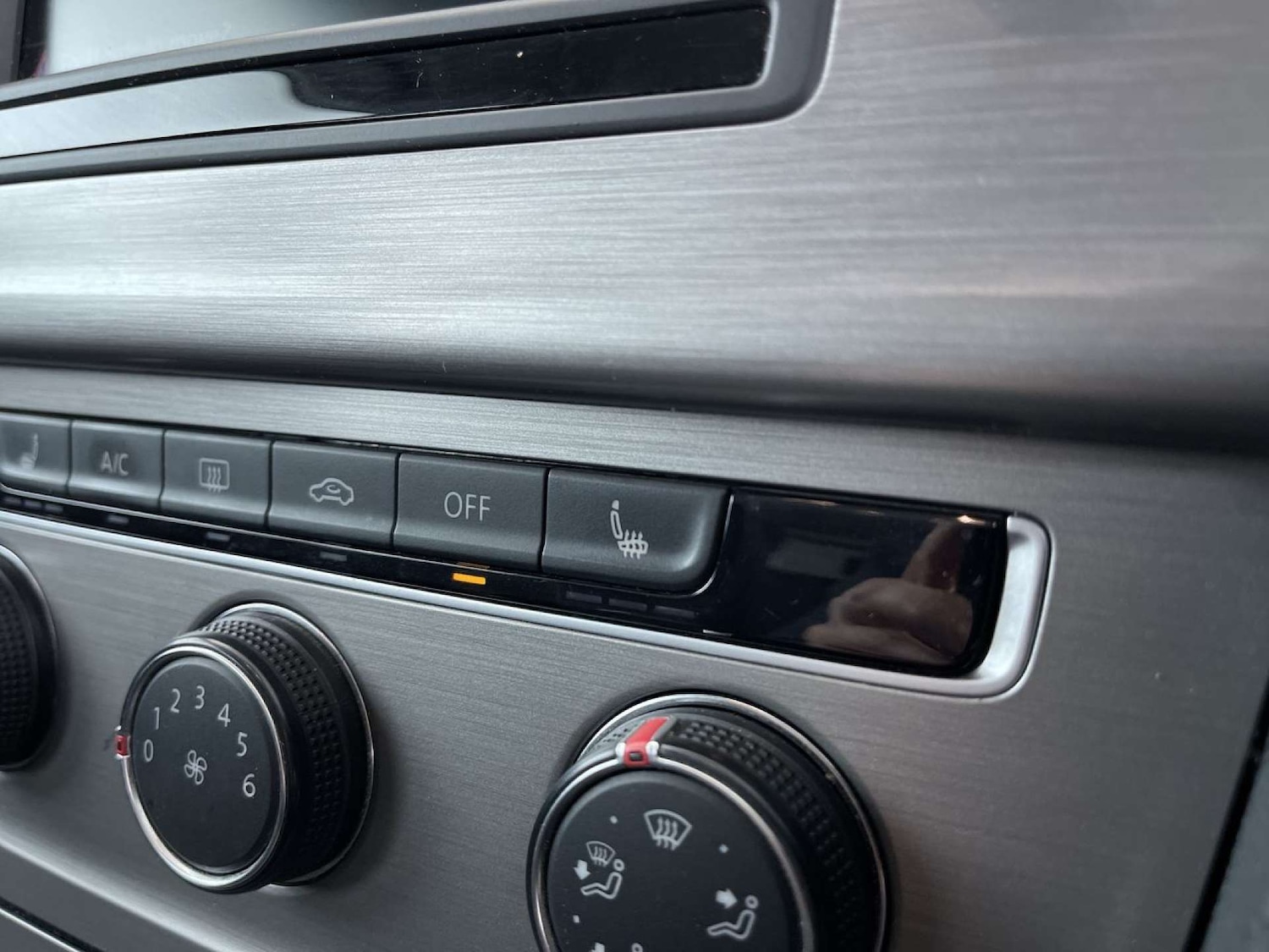 Used Volkswagen Golf 2016 for sale - 76402710: Photo 56