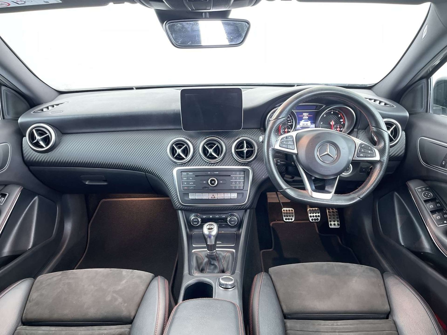 Used Mercedes-Benz A-Class 2017 for sale - 76829948: Photo 8