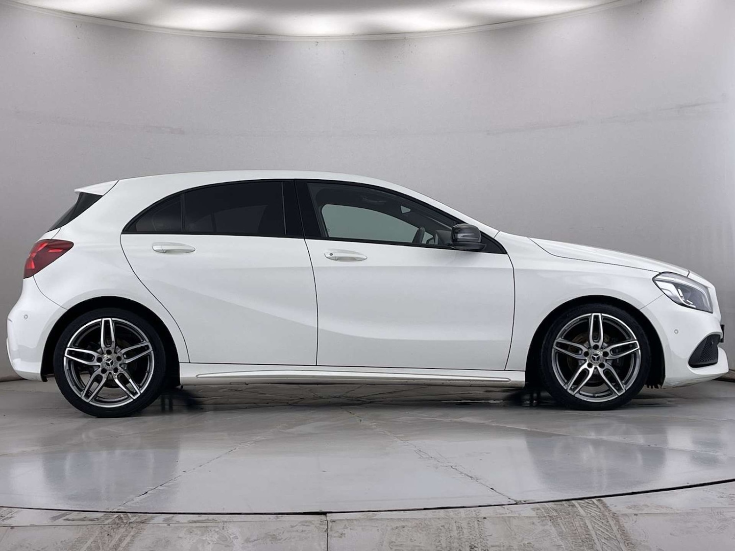 Used Mercedes-Benz A-Class 2016 for sale - 76319713: Photo 15