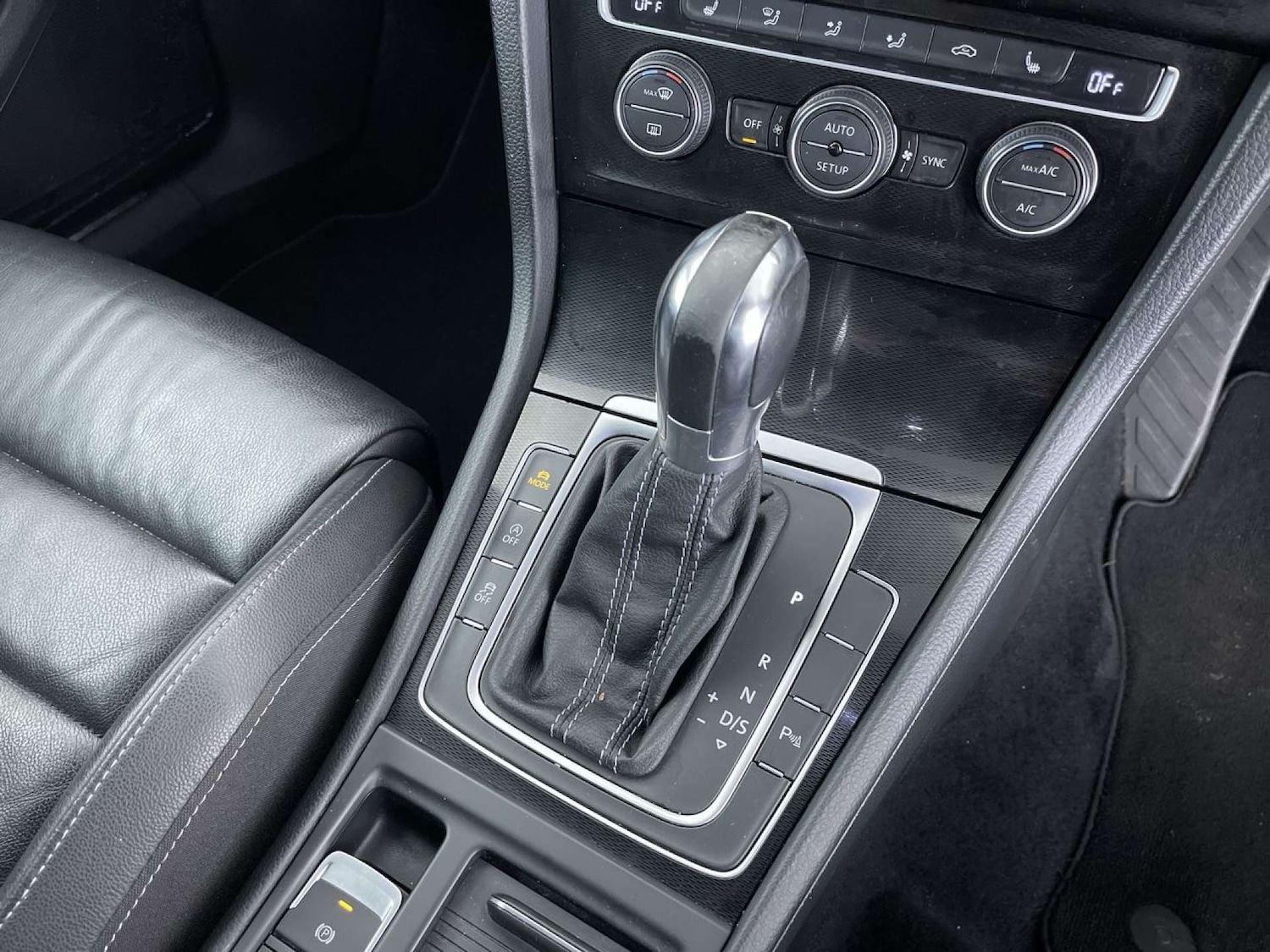 Used Volkswagen Golf 2014 for sale - 77877338: Photo 45