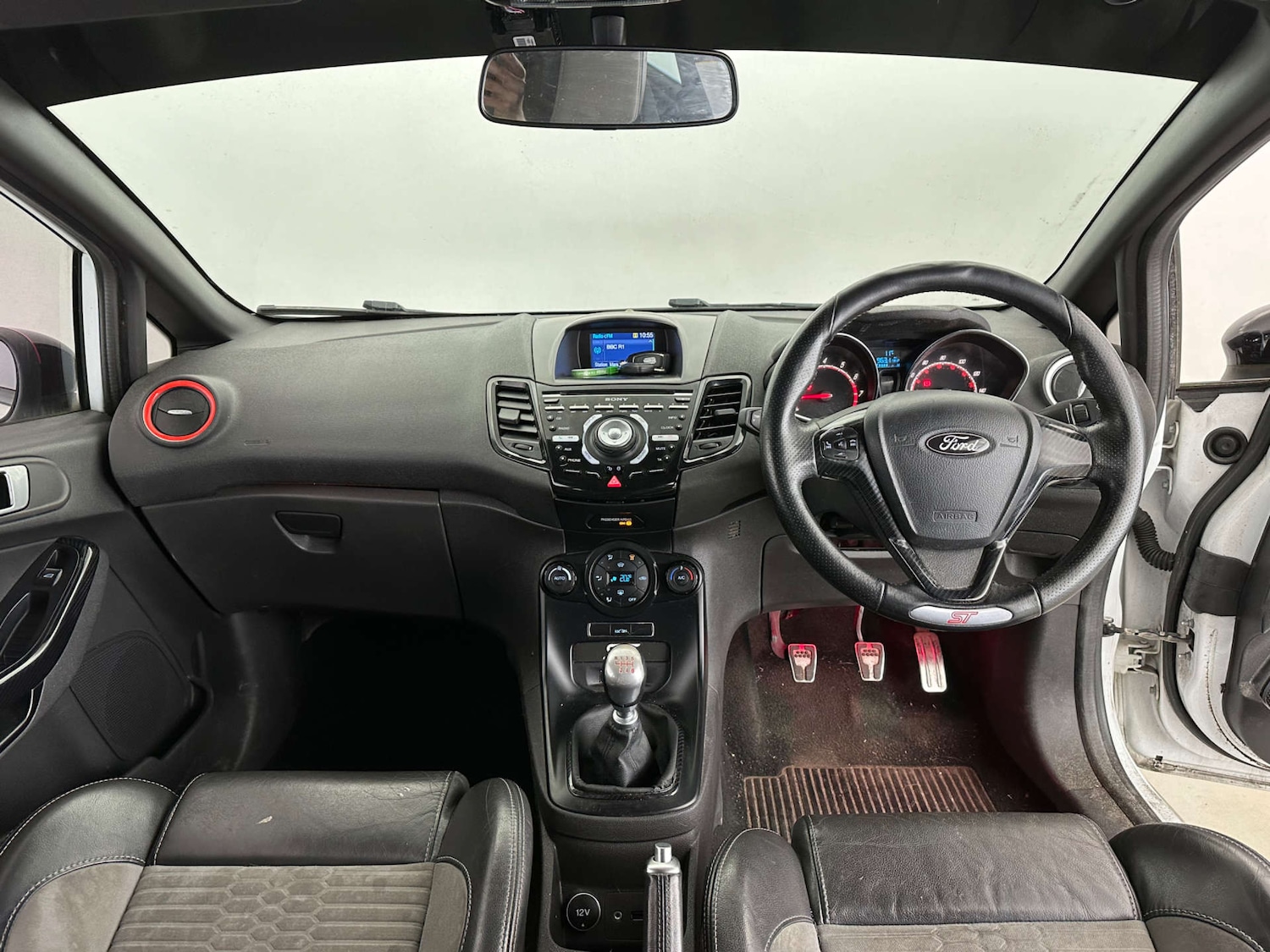 Used Ford Fiesta 2015 for sale - 77877329: Photo 10