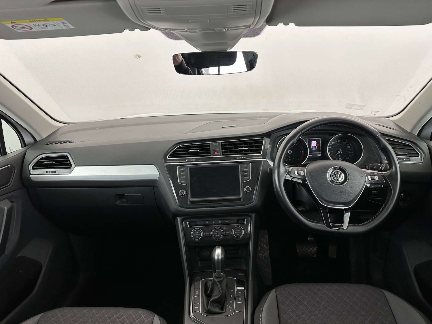 Used Volkswagen Tiguan 2017 for sale - 78112492: Photo 11