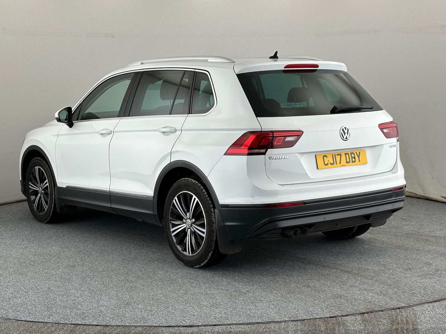 Used Volkswagen Tiguan 2017 for sale - 78112492: Photo 6