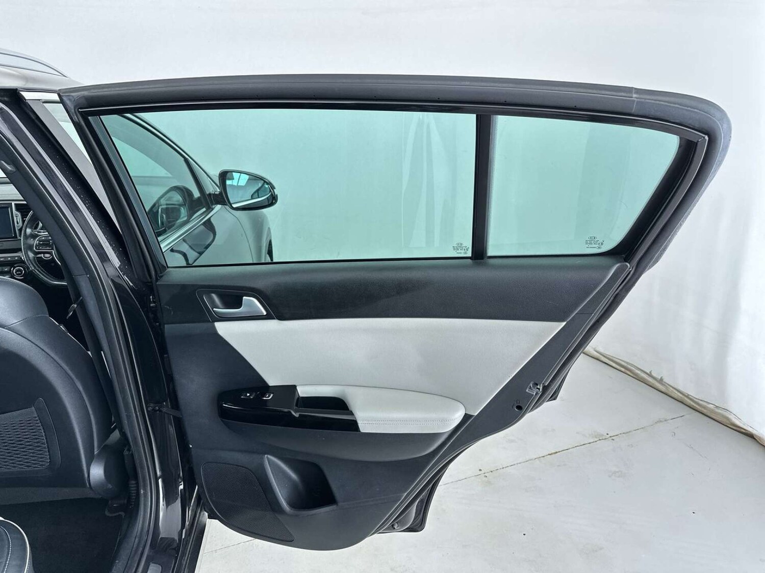 Used Kia Sportage 2018 for sale - 77583945: Photo 30