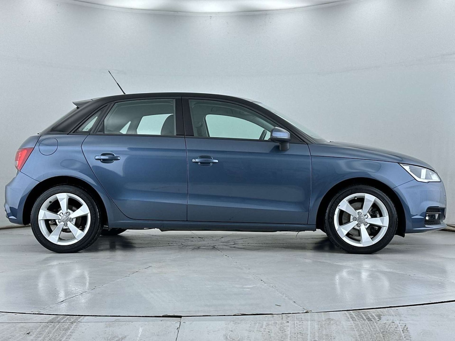 Used Audi A1 2017 for sale - 77591945: Photo 15