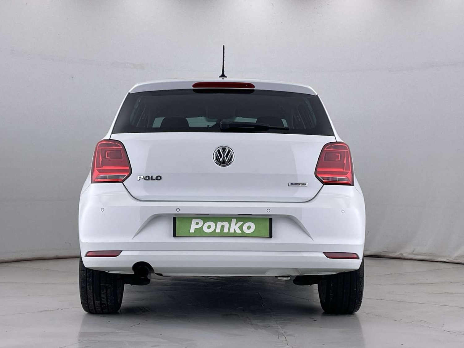 Used Volkswagen Polo 2016 for sale - 76640017: Photo 17