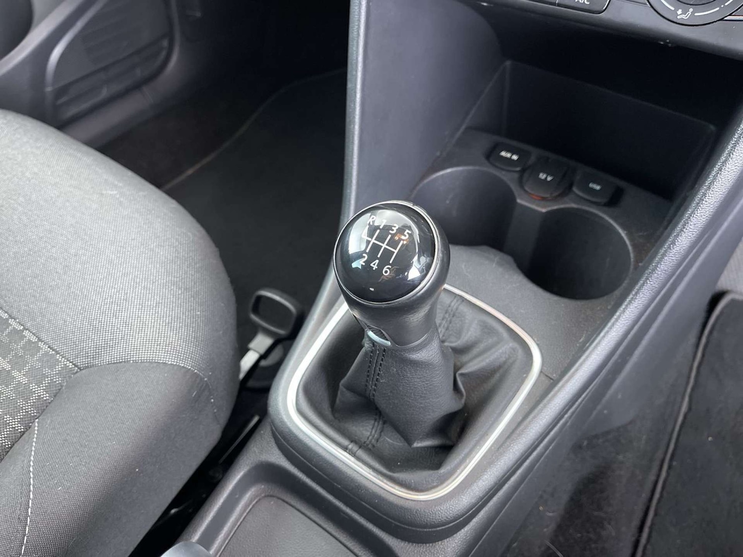 Used Volkswagen Polo 2016 for sale - 76640017: Photo 47