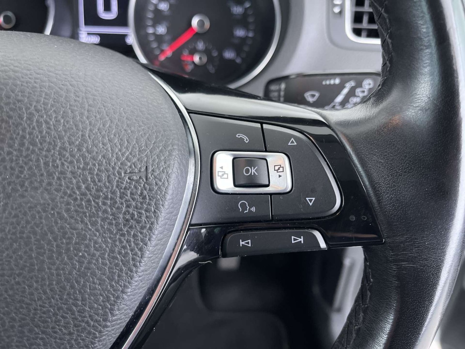 Used Volkswagen Polo 2016 for sale - 76640017: Photo 52