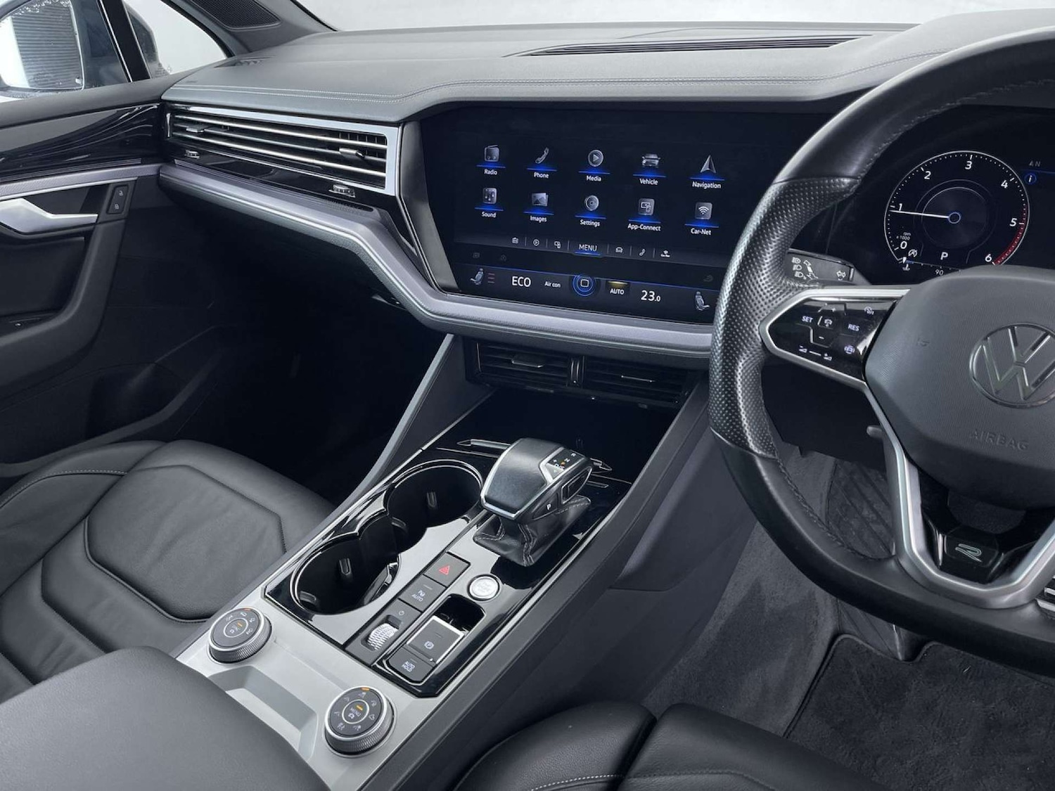 Used Volkswagen Touareg 2022 for sale - 77594777: Photo 55