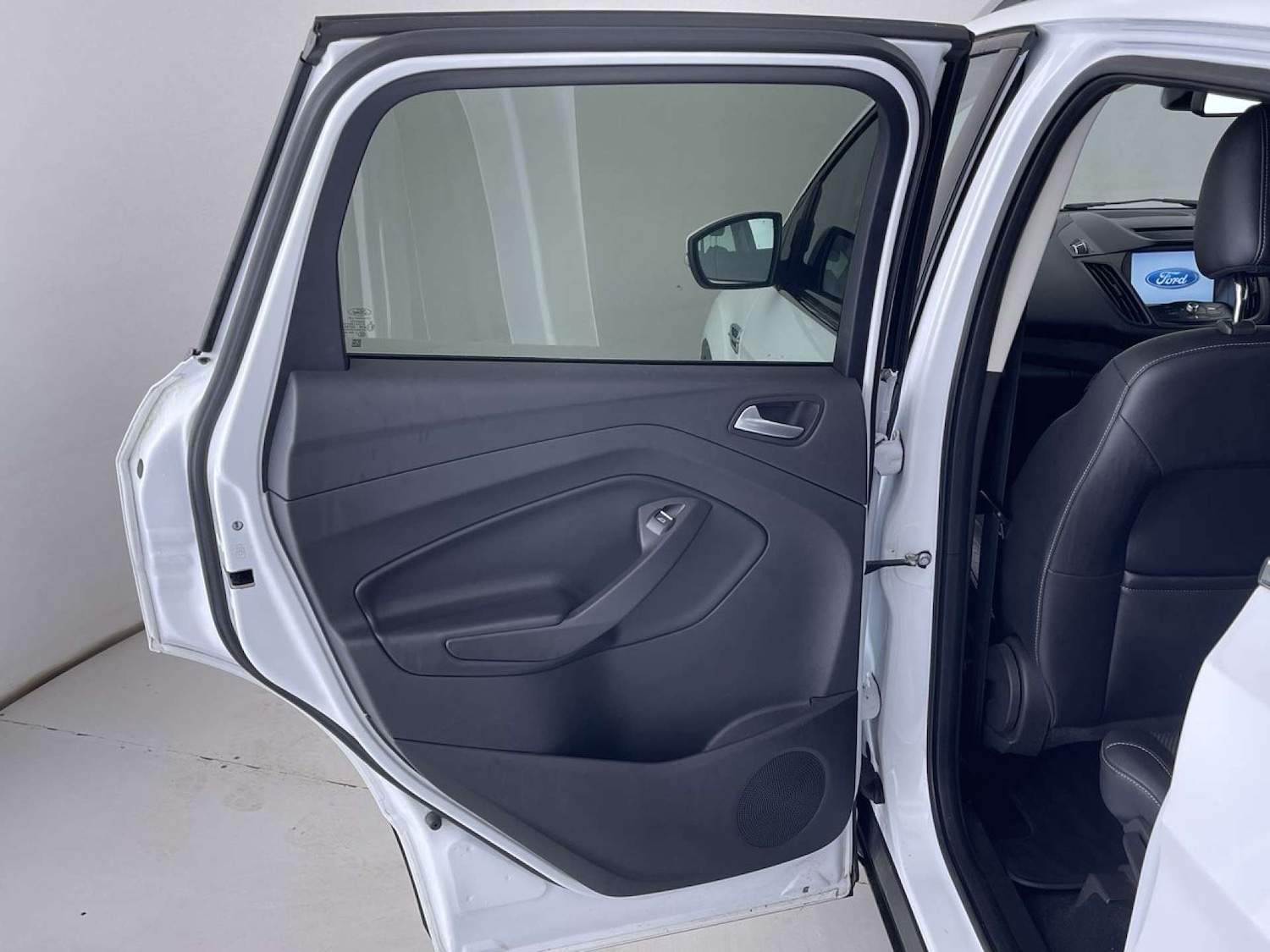 Used Ford Kuga 2016 for sale - 76921241: Photo 28