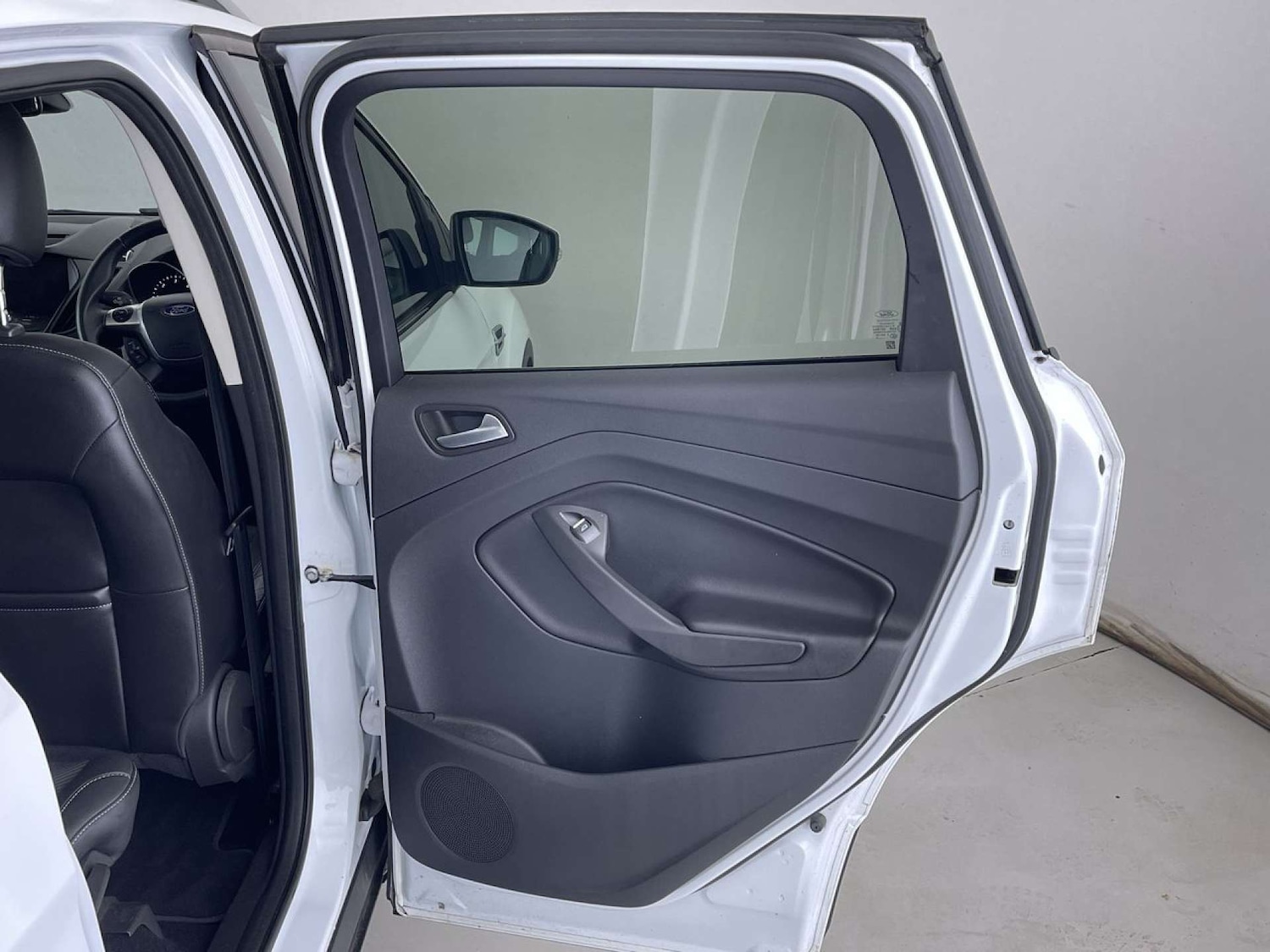 Used Ford Kuga 2016 for sale - 76921241: Photo 30