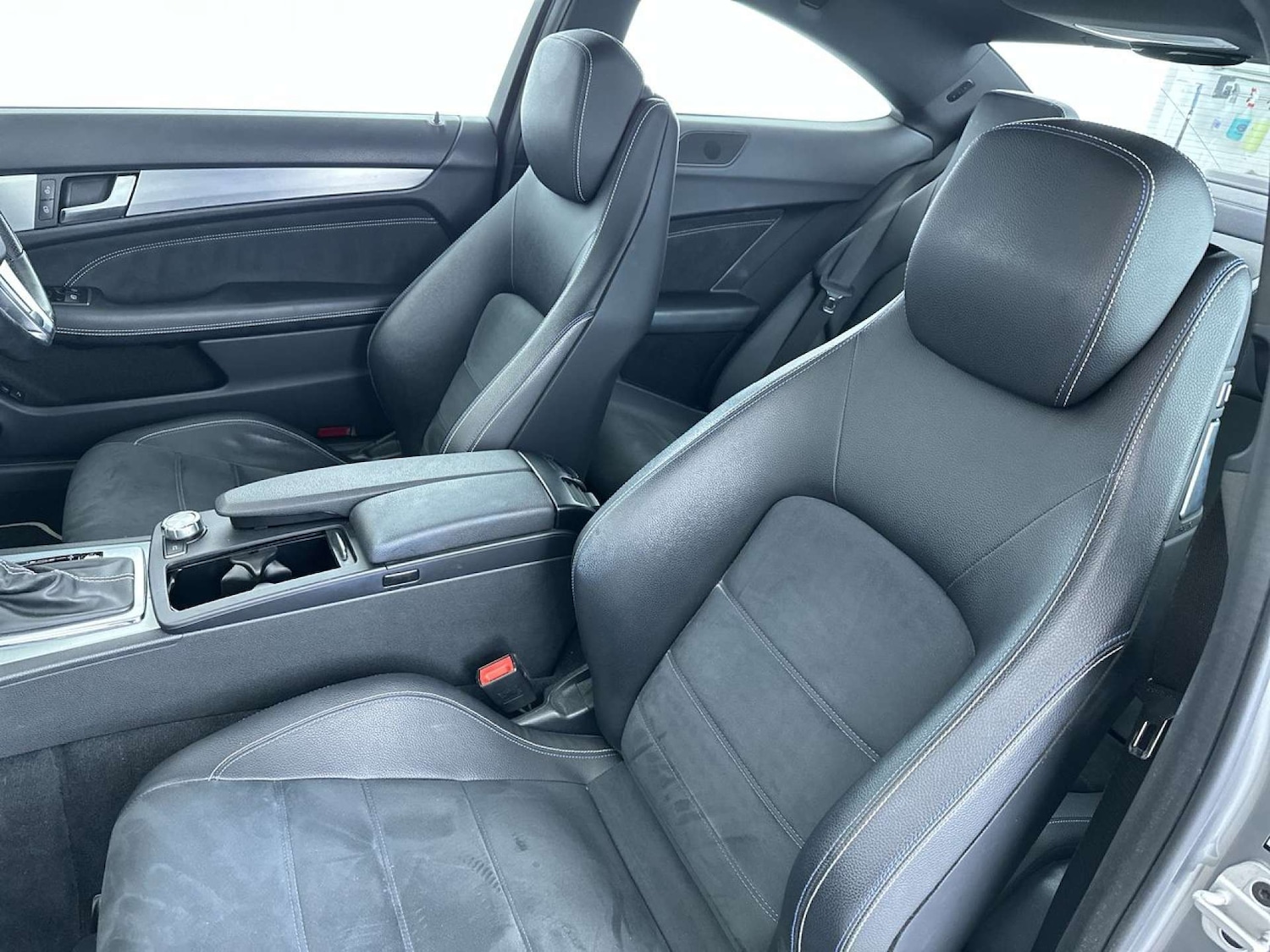 Used Mercedes-Benz C Class 2015 for sale - 77609405: Photo 29