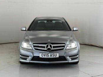 Used Mercedes-Benz C Class 2015 for sale - 77609405: Photo