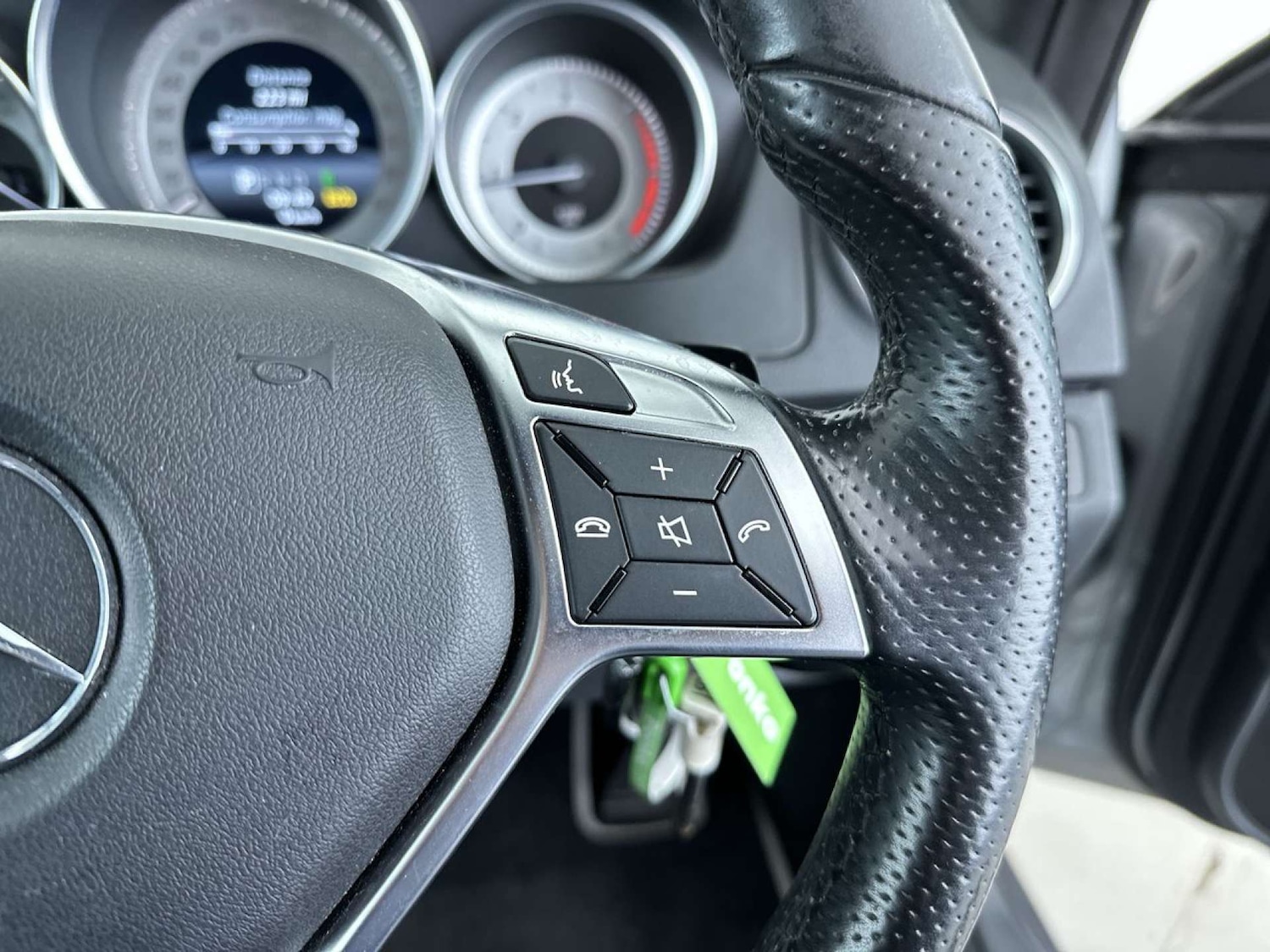 Used Mercedes-Benz C Class 2015 for sale - 77609405: Photo 47