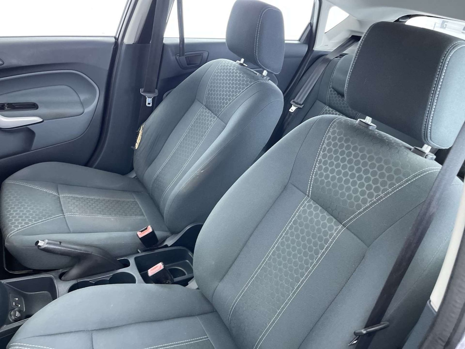 Used Ford Fiesta 2011 for sale - 76005121: Photo 31