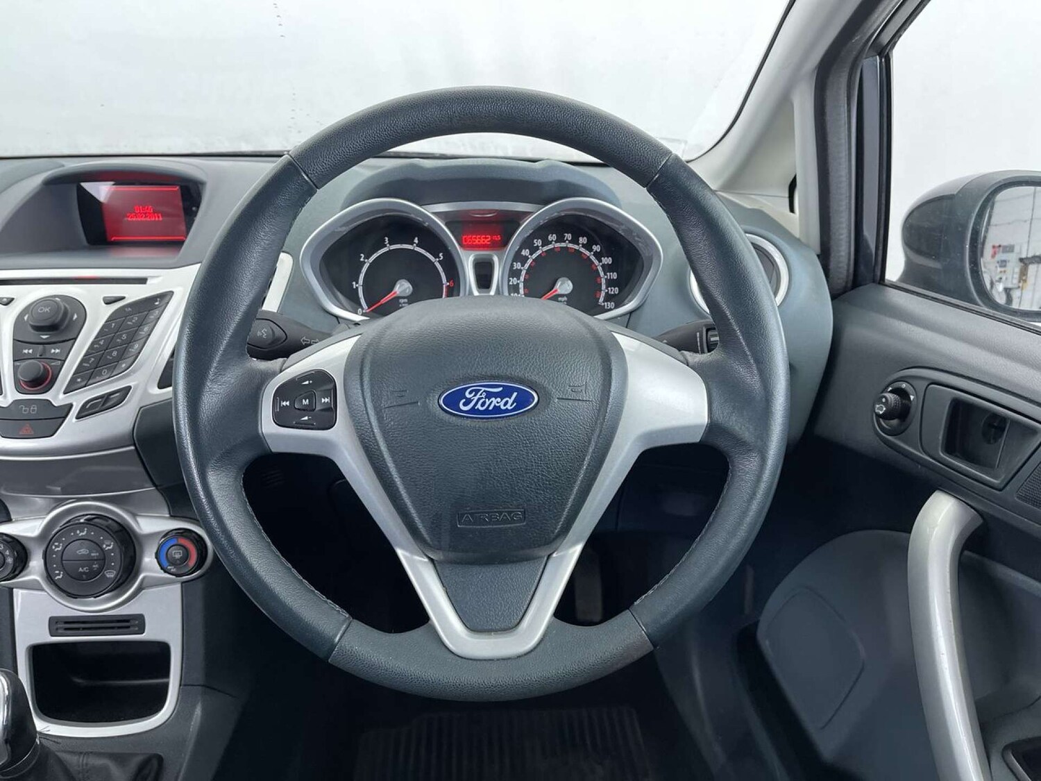 Used Ford Fiesta 2011 for sale - 76005121: Photo 36