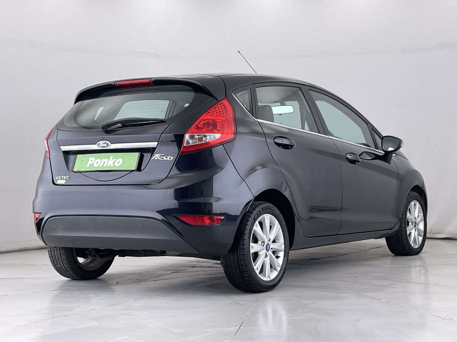 Used Ford Fiesta 2011 for sale - 76005121: Photo 5