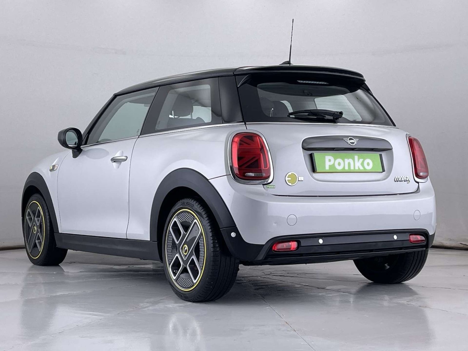 Used MINI Hatch 2020 for sale - 76623855: Photo 3