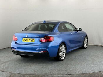 Used BMW 2 Series 2014 for sale - 77967966: Photo